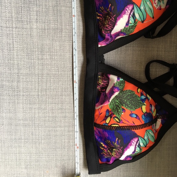 Bikini Reef - Picture 8 of 8